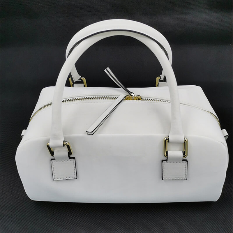 MZPT02011 Pineapple Leather Hot Dog Handbag