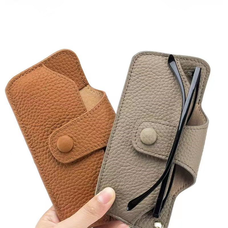 Vegan Fashion Spectacle Case Glasses Pouch Made of Bio-Based Pineapple Leather